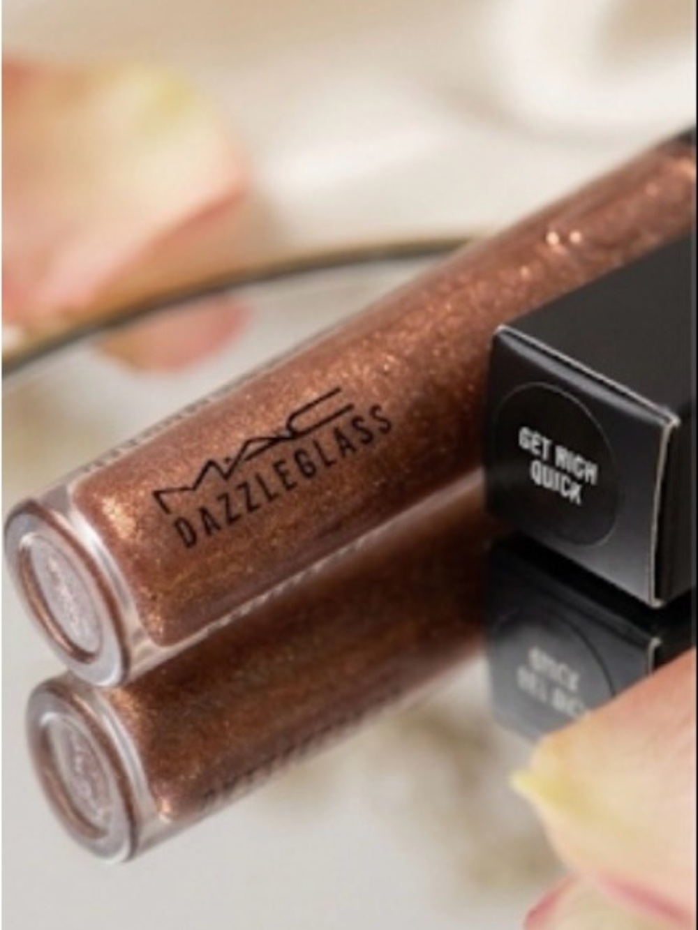 RARE & DISCONTINUED MAC Dazzleglass Lipgloss Get Rich Quick (Bronze Shimmer)BNIB